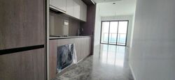 Avenue South Residence (D3), Apartment #576126261